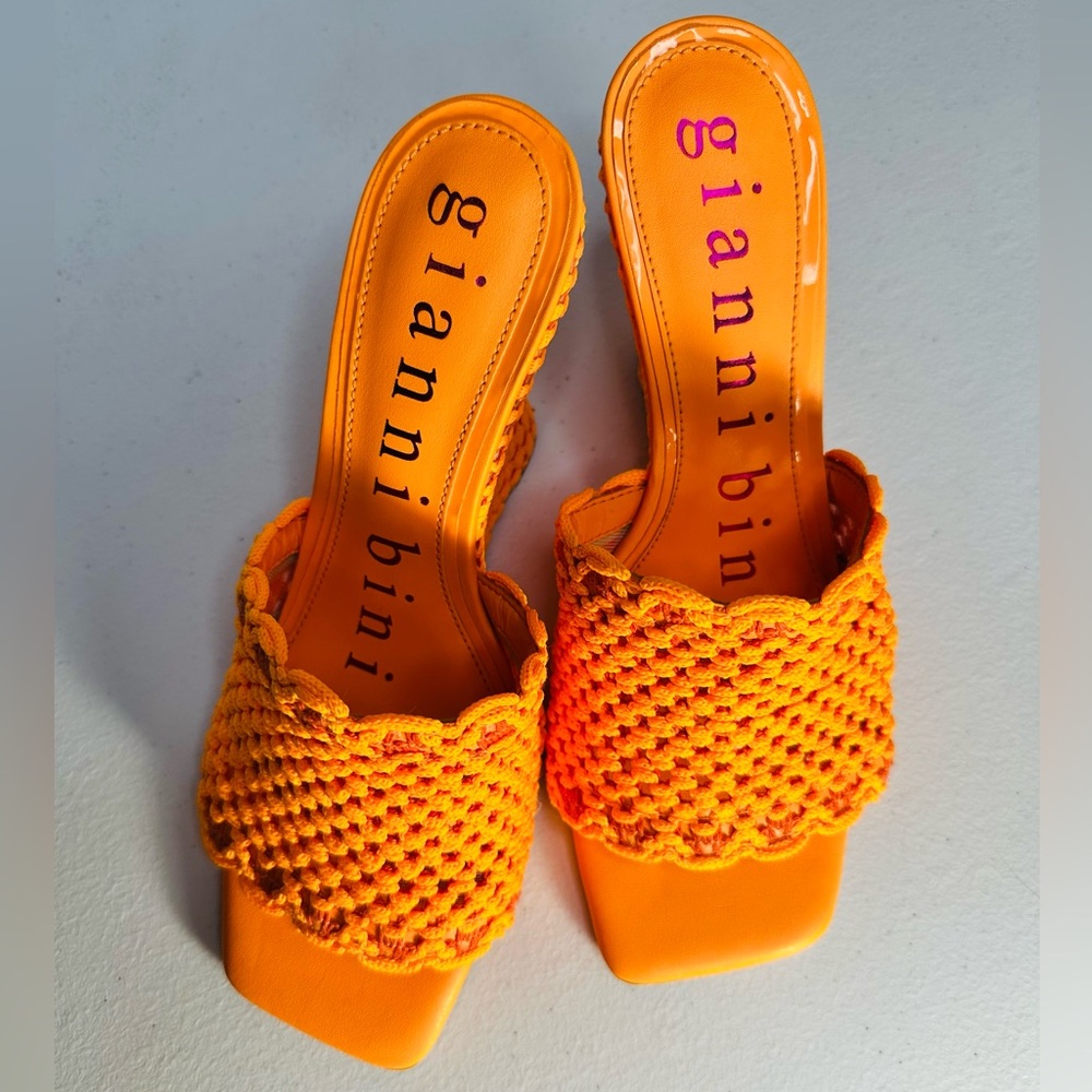NEW Orange Gianni Bini Regina Crochet Square Toe Wedge Slides, Sandals 7.5M NWOB